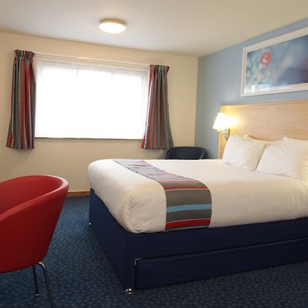 Travelodge Southampton Central Exterior foto