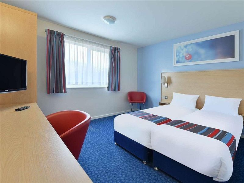 Travelodge Southampton Central Exterior foto