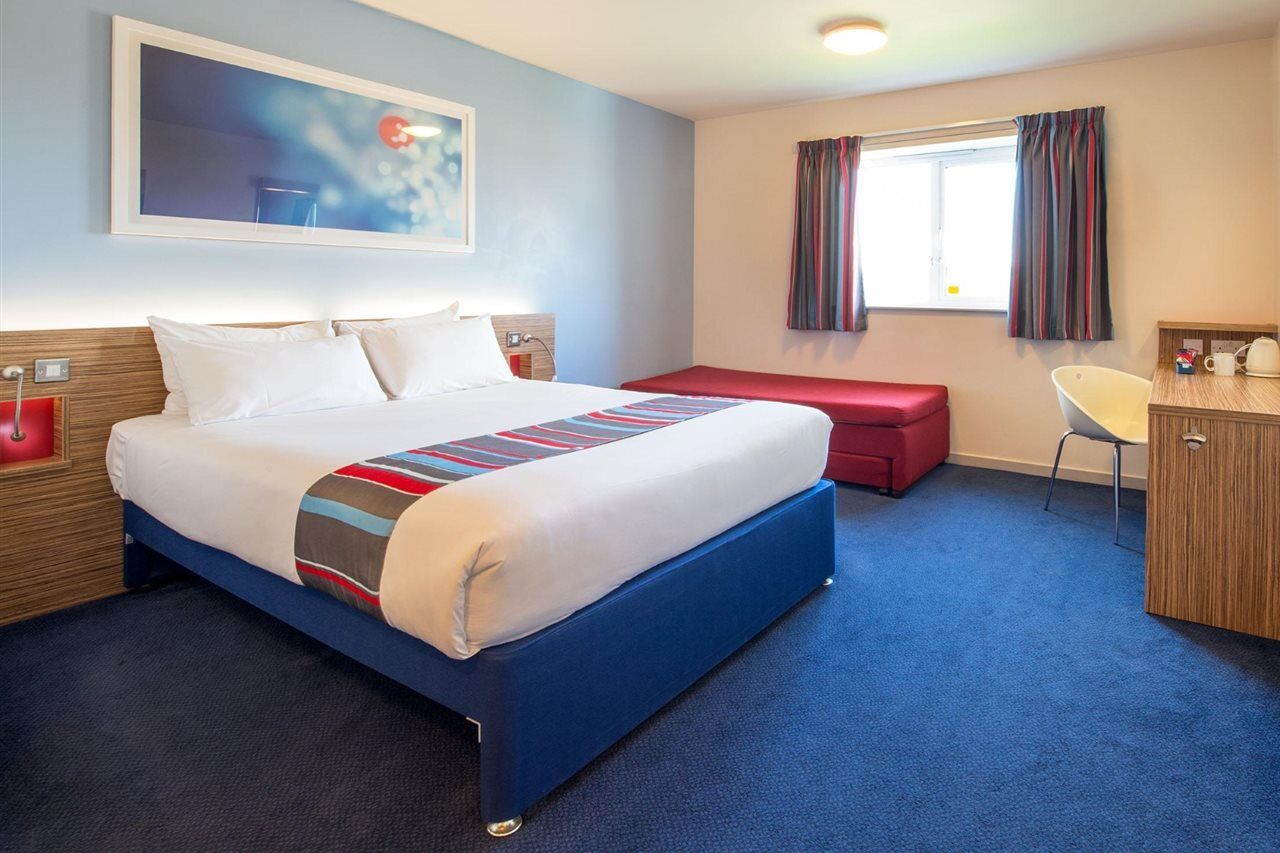 Travelodge Southampton Central Exterior foto